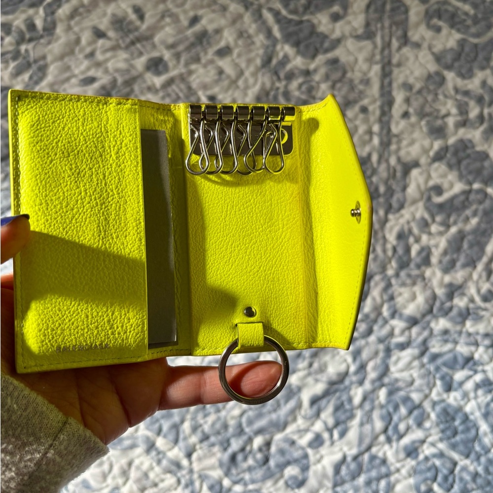 BALENCIAGA MINI KEY/ WALLET in Calfskin GUC - Picture 7 of 12